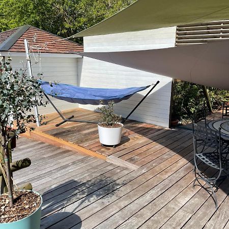 La Chambre Du Chemin Vert : Spa Piscine Sauna Jodoigne Exterior photo