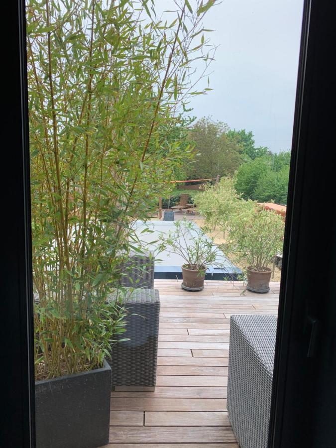 La Chambre Du Chemin Vert : Spa Piscine Sauna Jodoigne Exterior photo